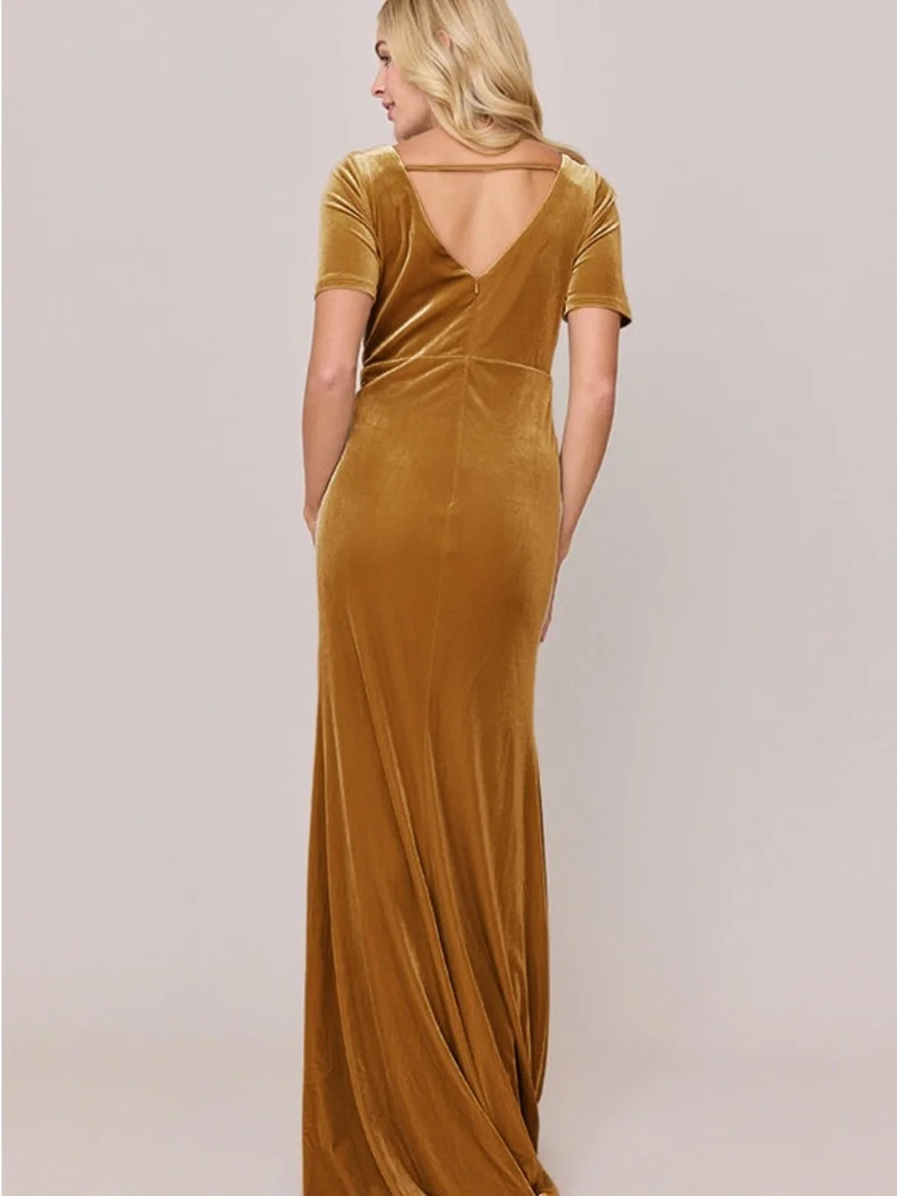 Revelry Giselle Velvet Gold long elegant Dress with an open v neck back Size 4 - Picture 2 of 11